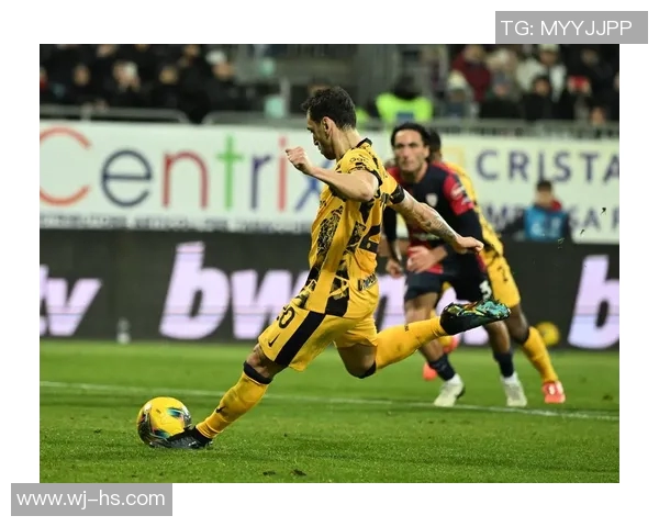 卡里亚里主场迎战米兰双方争夺意甲宝贵积分之战